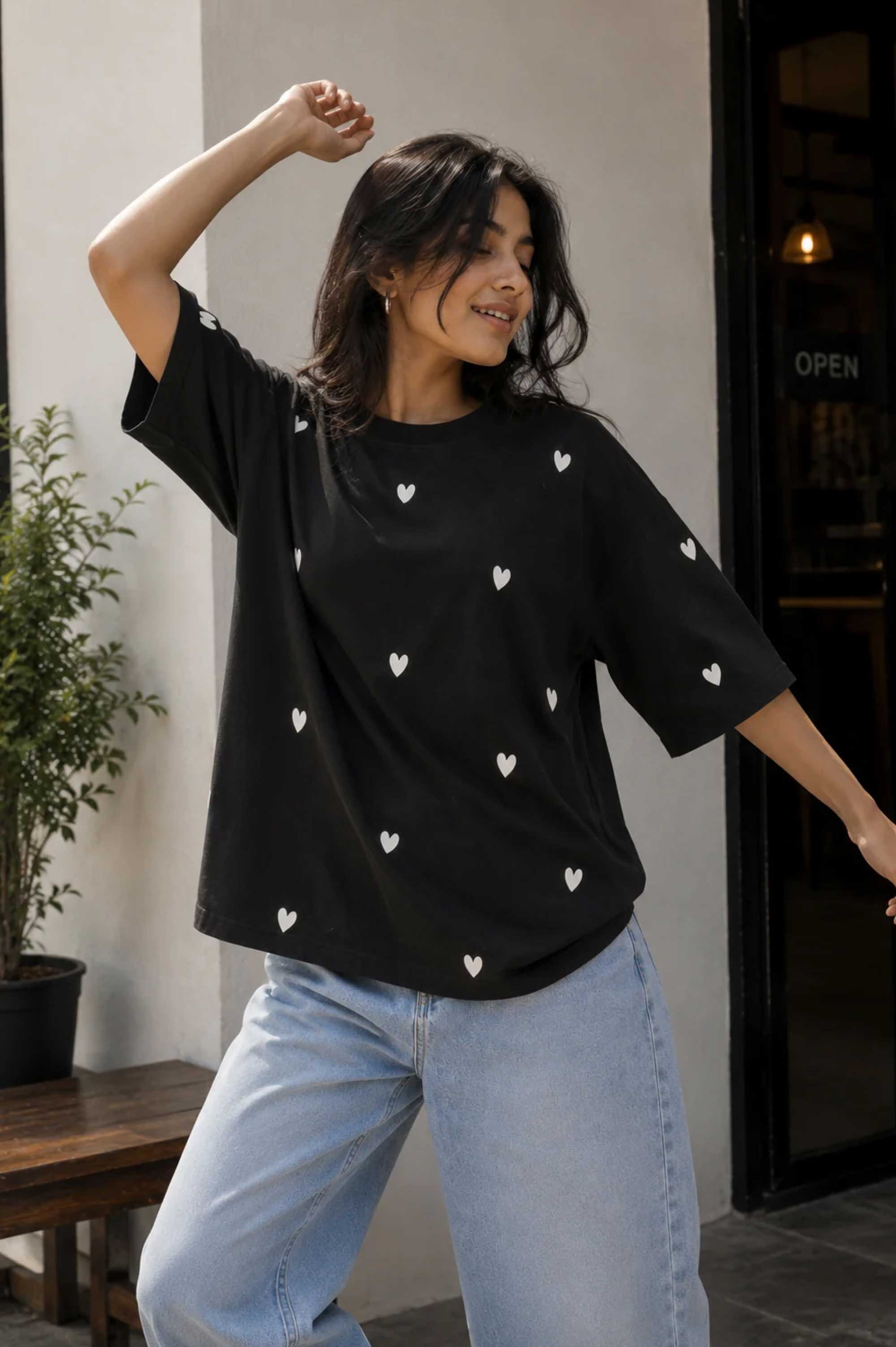 Little heart oversized tee (Black)
