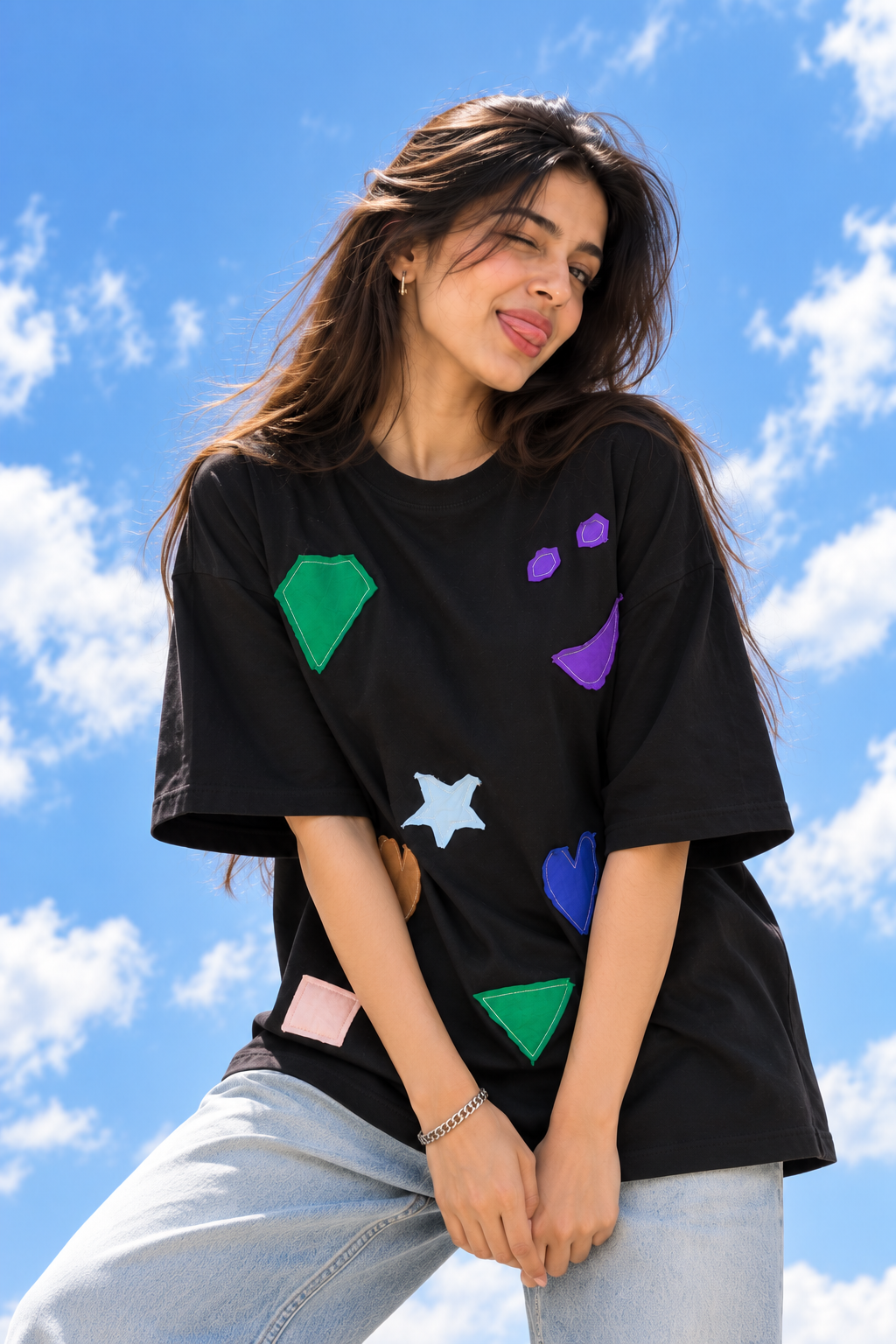 PATCHED UP OVERSIZED TEE ⭐