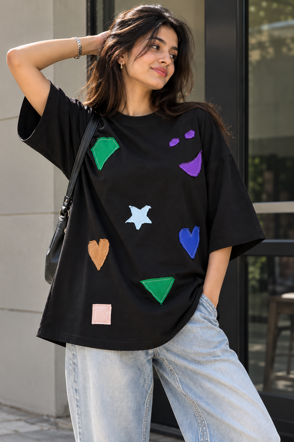 PATCHED UP OVERSIZED TEE ⭐